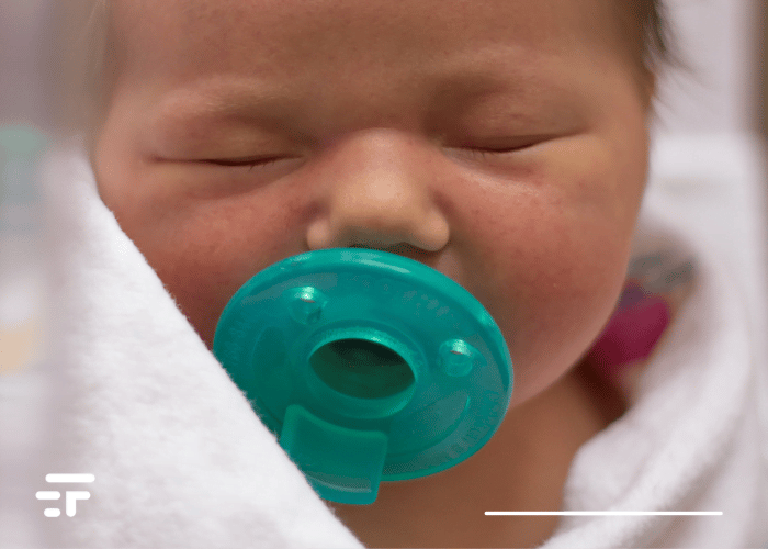 Chupete inteligente que mide el nivel de glucosa en los bebés prematuros -  Sociedad de la Innovación